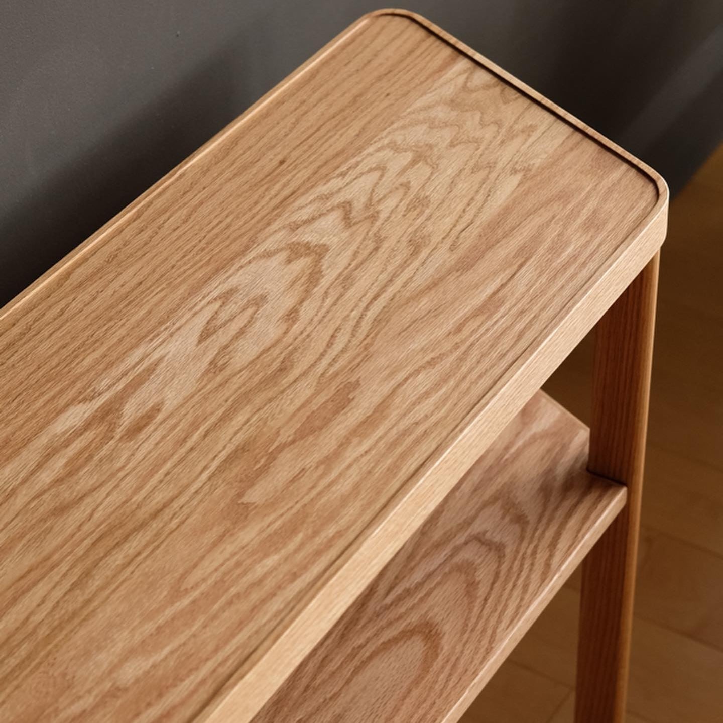 Hannah Table