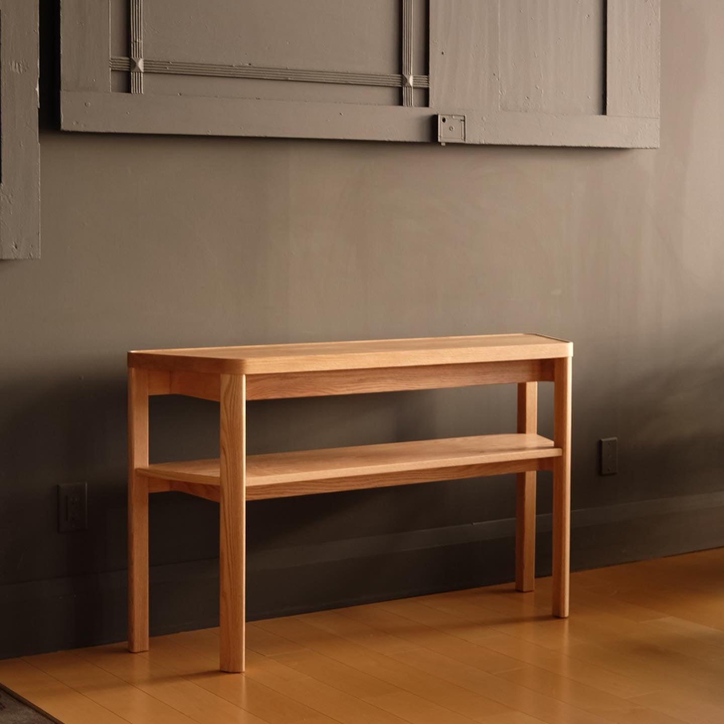 Hannah Table
