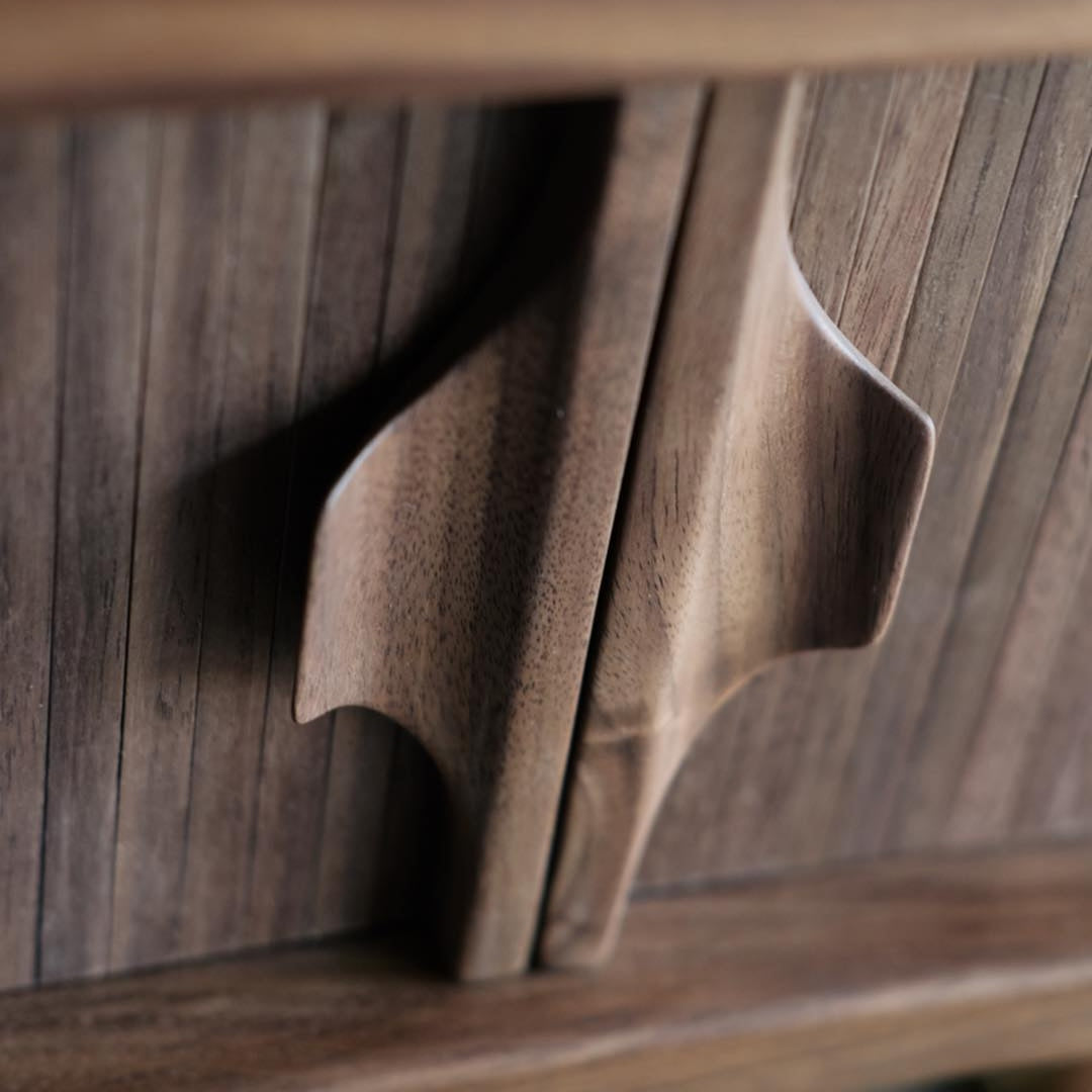 Vu Cabinet