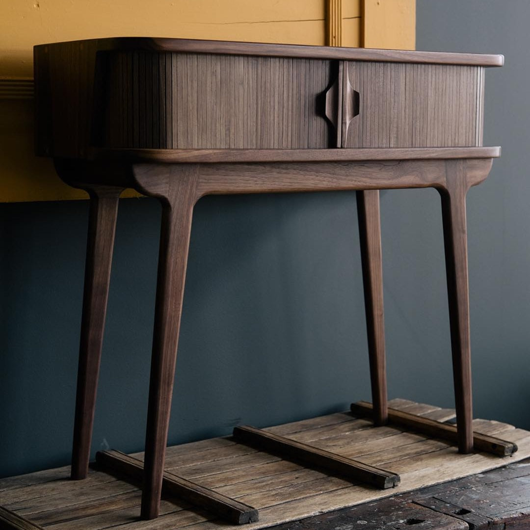 Vu Cabinet