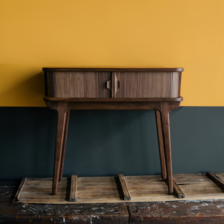 Vu Cabinet