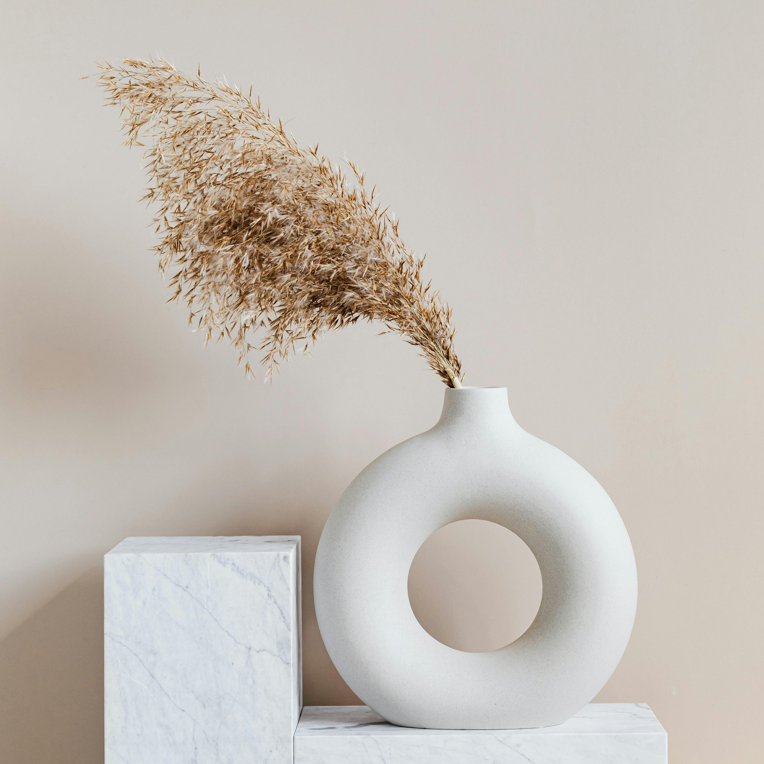 Olivia Vase